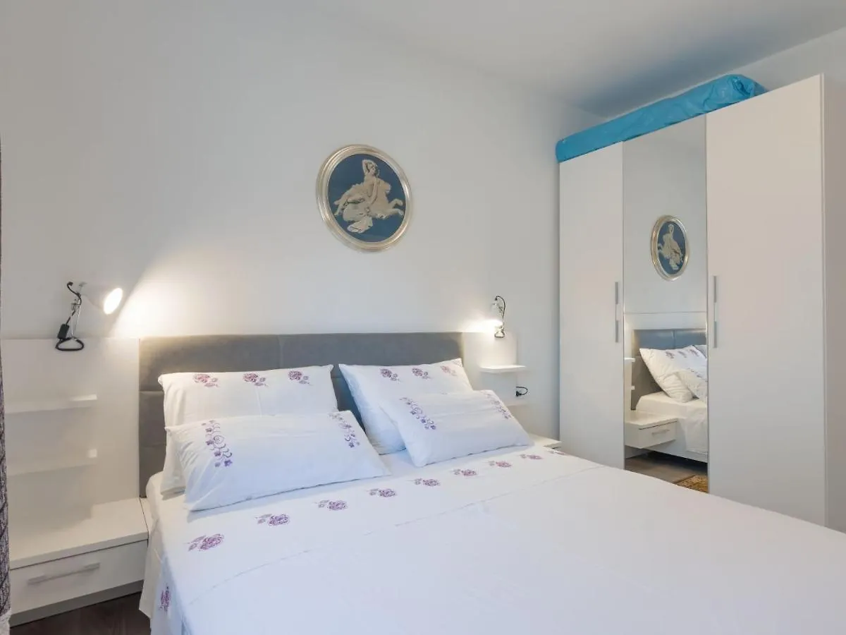 Holiday Home Ruza - Pul503 By Interhome Fažana